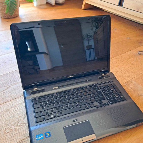 Toshiba satellite p775 10l - toshiba,